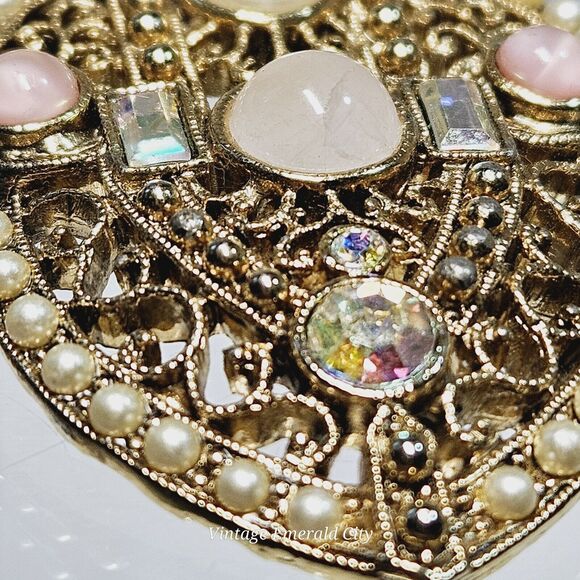 Vtg Intricate Victorian Style Brooch Filigree 3D Pin Goldtone Faux Mixed Stones - Picture 4 of 8